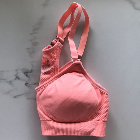 New balance sports bra! - Picture 4 of 4